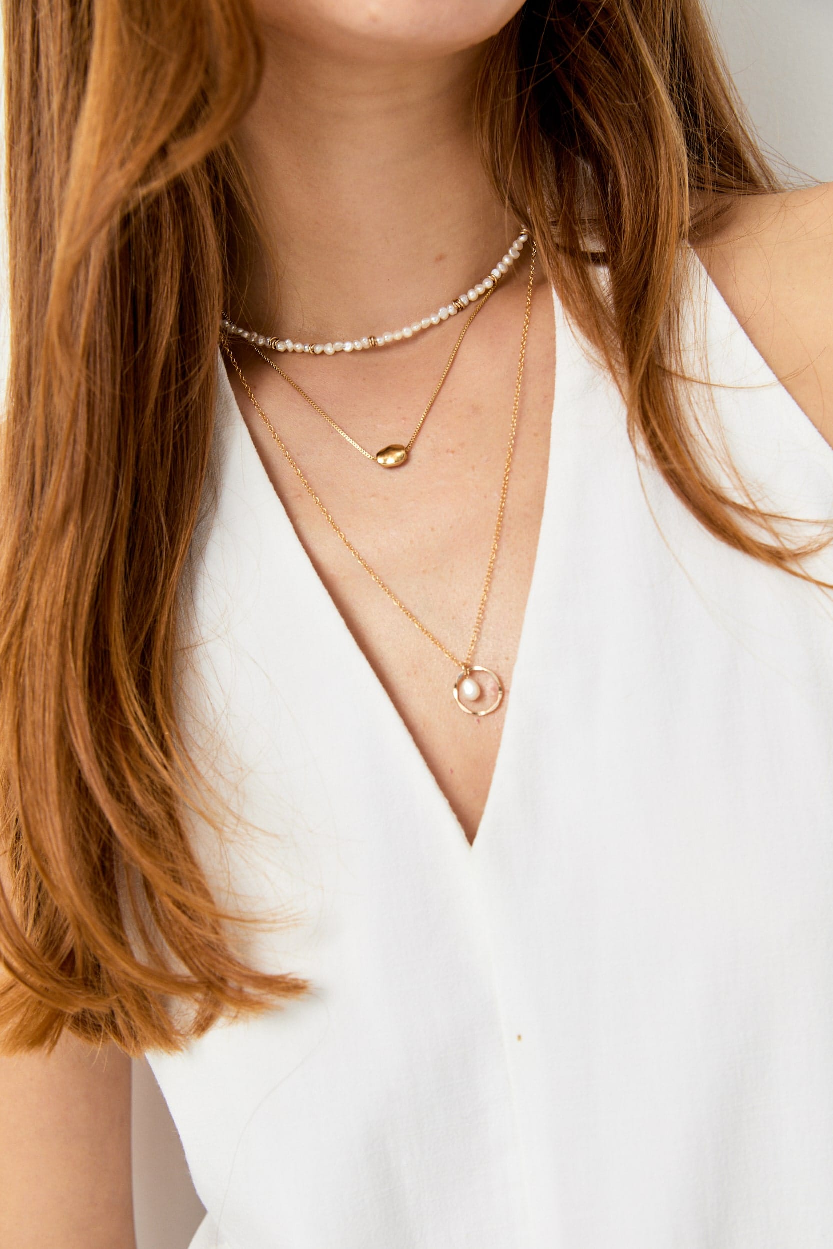 MOON NECKLACE