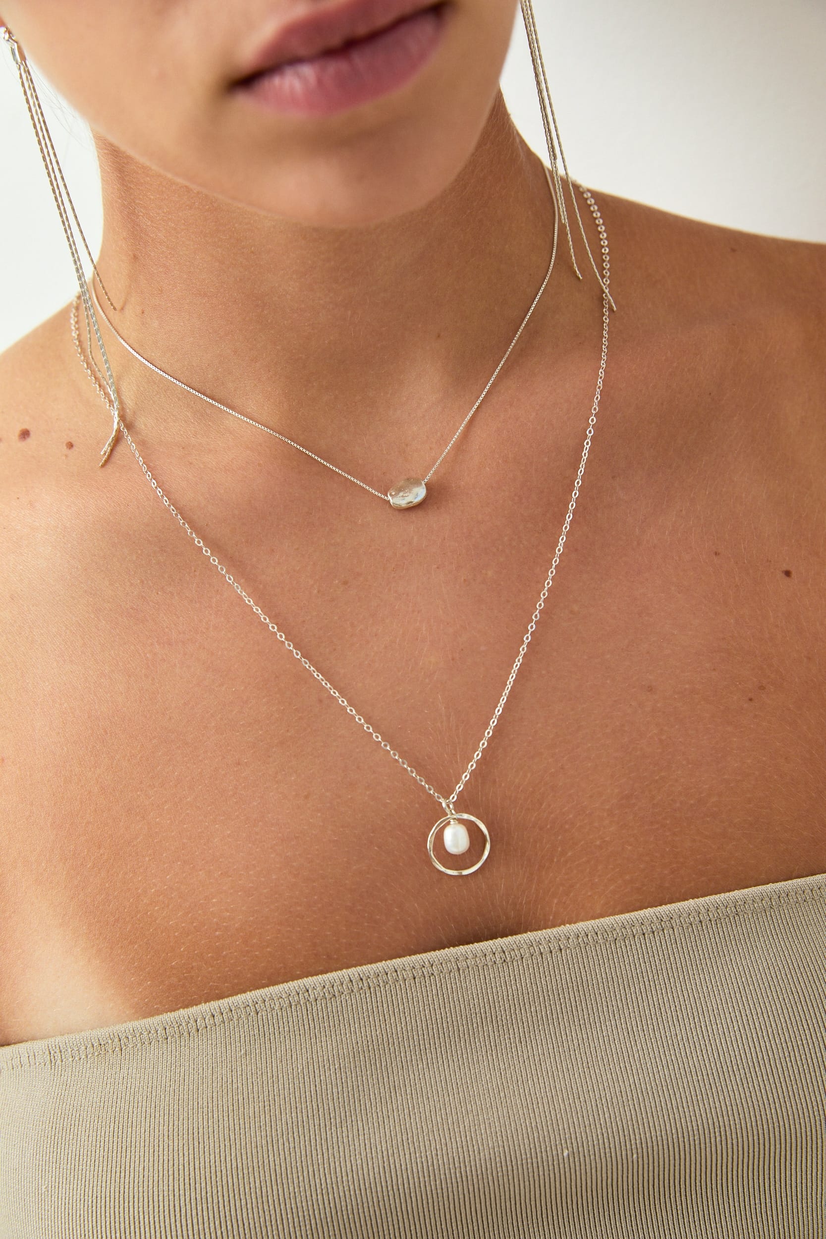 MOON NECKLACE