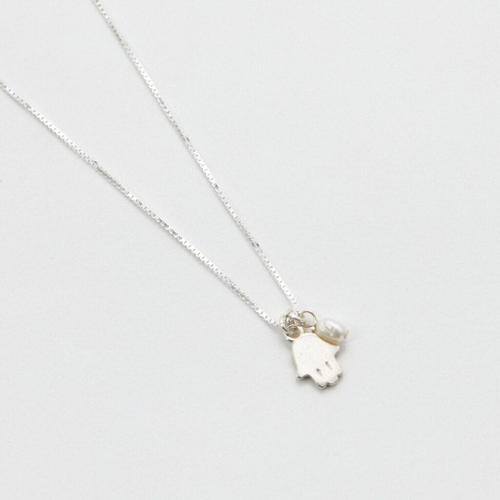 MAAYAN SILVER NECKLACE