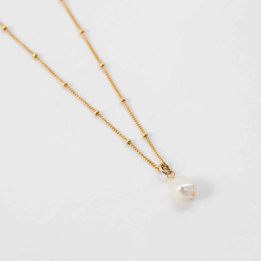 YULI GOLD NECKLACE