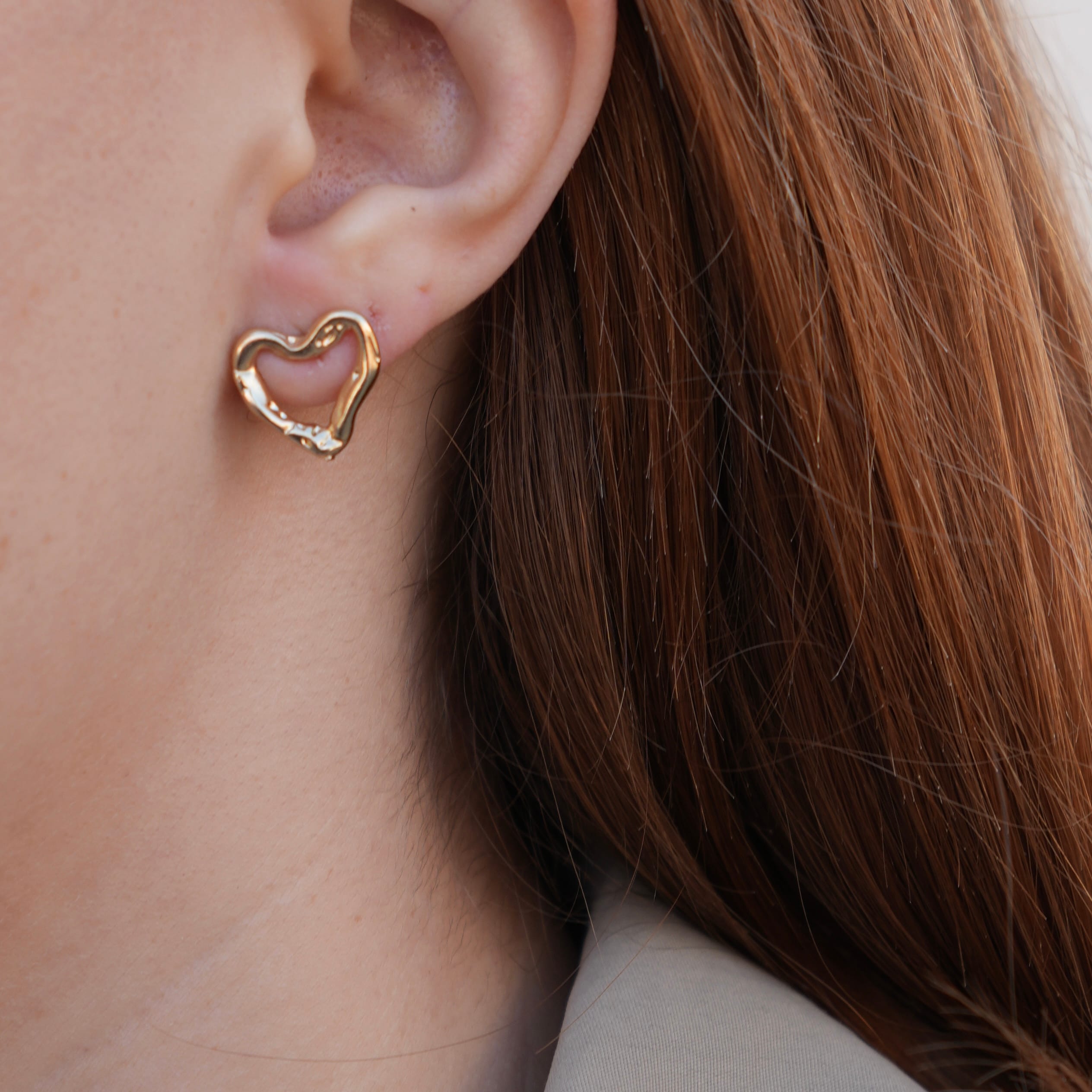 HEARTFELT GOLD EARRINGS