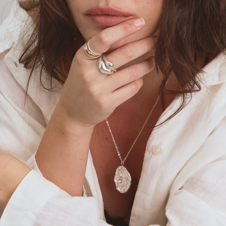 LYA SILVER NECKALCE