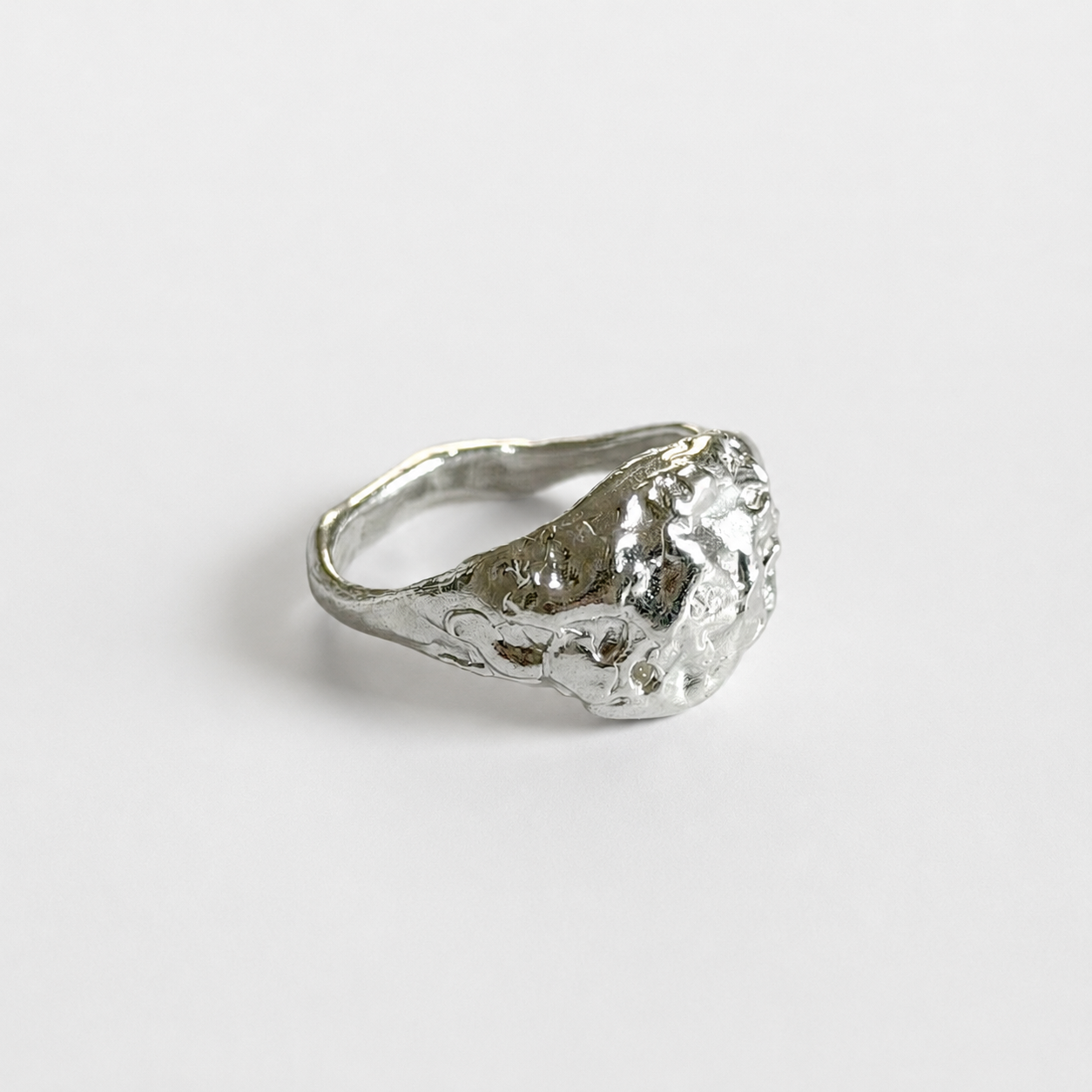LYA SILVER RING