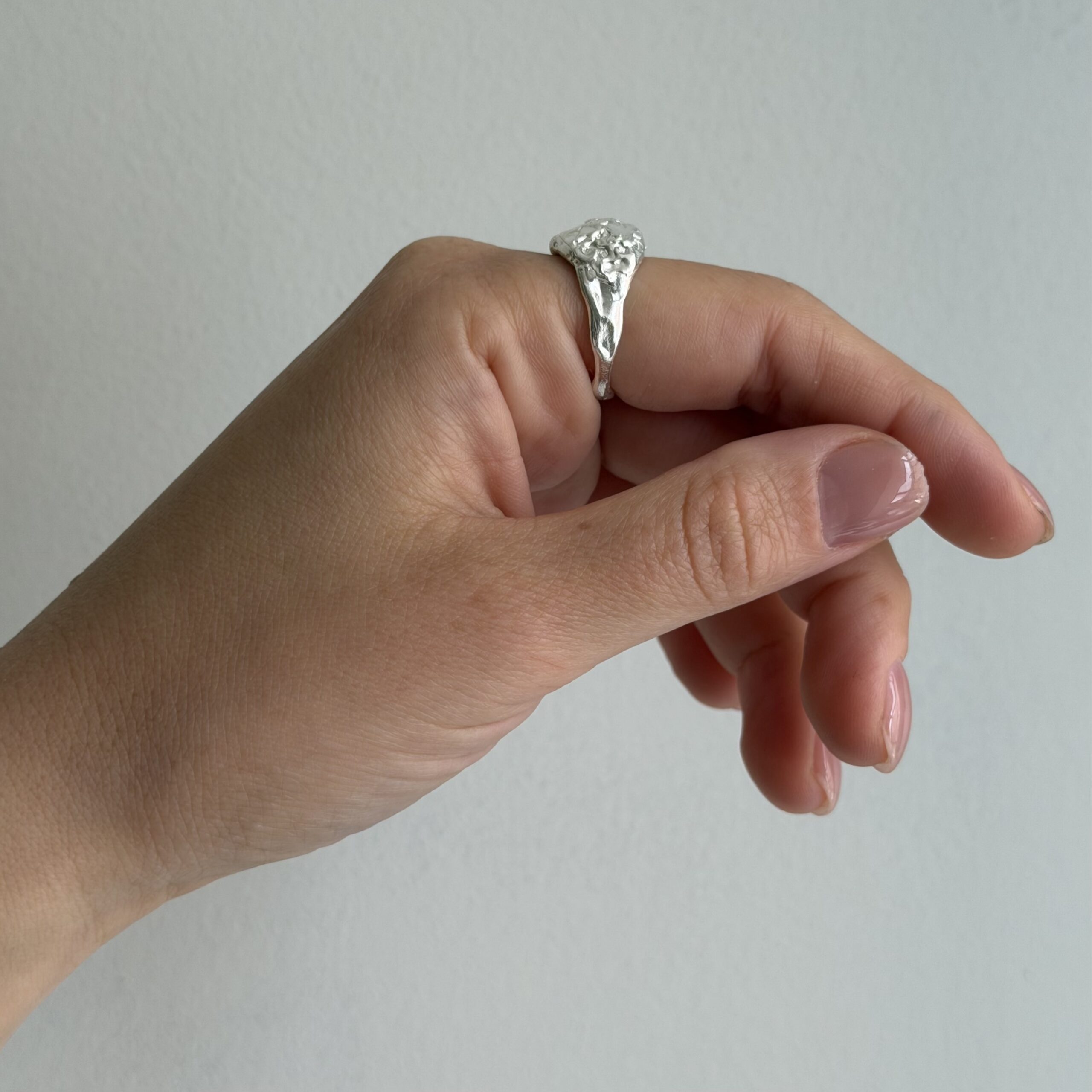 LYA SILVER RING